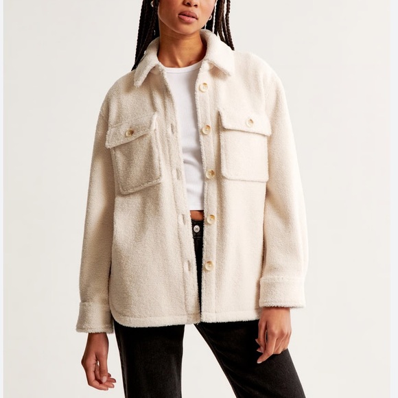 Abercrombie & Fitch Jackets & Blazers - Abercrombie & Fitch Cozy Cream Sherpa Jacket